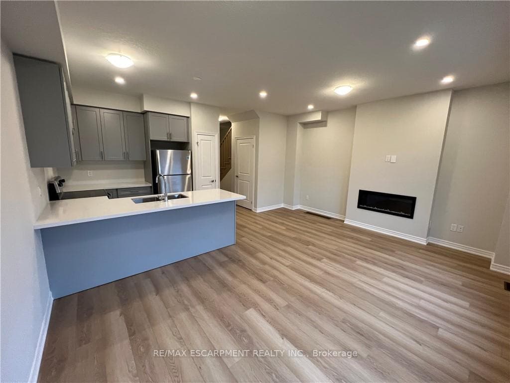 5 Genoa Drive photo 10