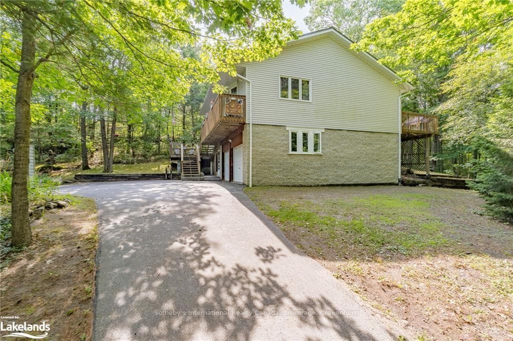 1002 SHADY Lane photo 8