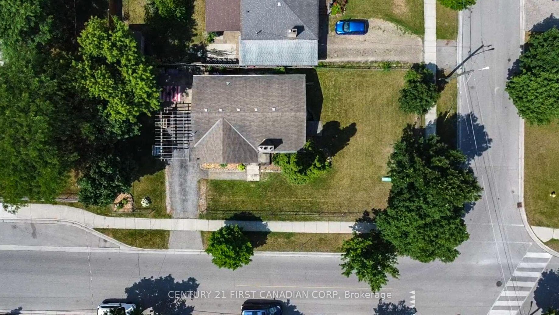 1721 Moffatt Avenue photo 47