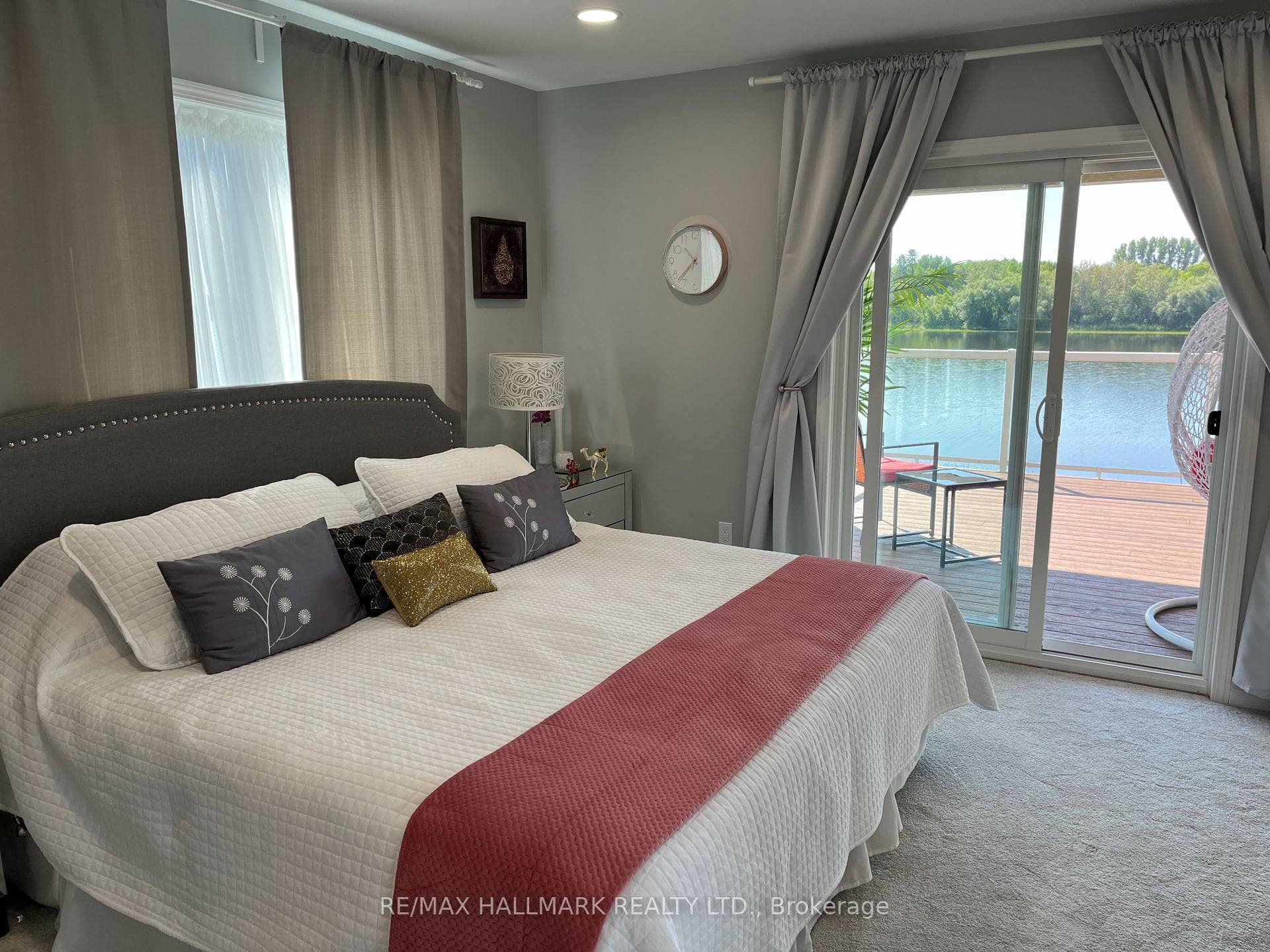 105 Willow Court photo 13
