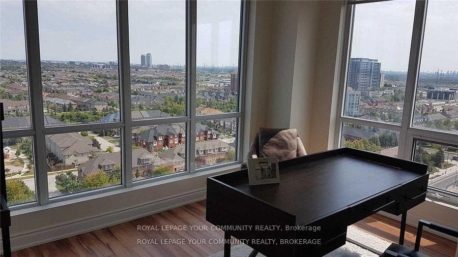 9088 Yonge Street Unit Ph5A photo 11