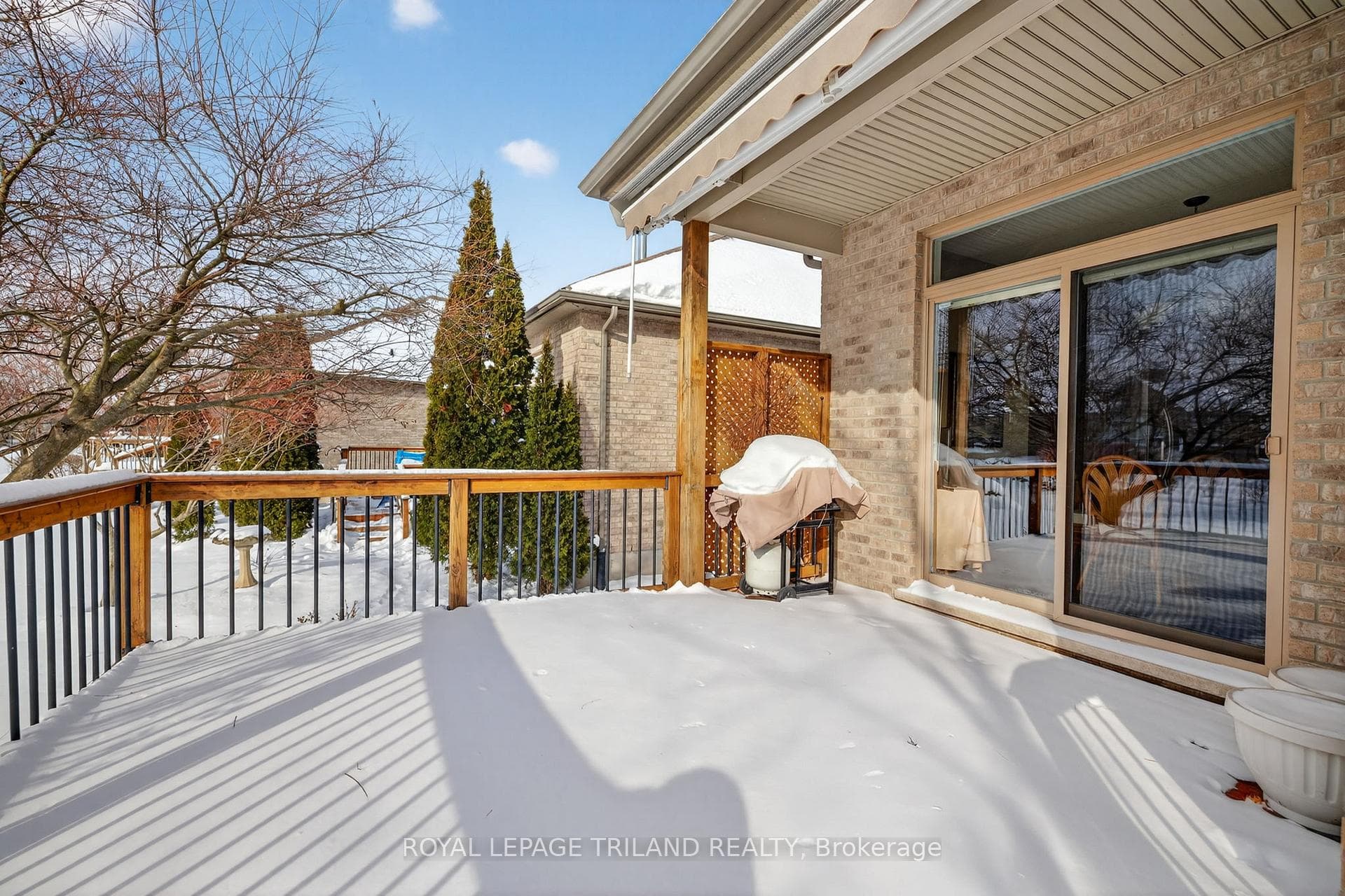 3278 Colonel Talbot Road Unit 202 photo 16