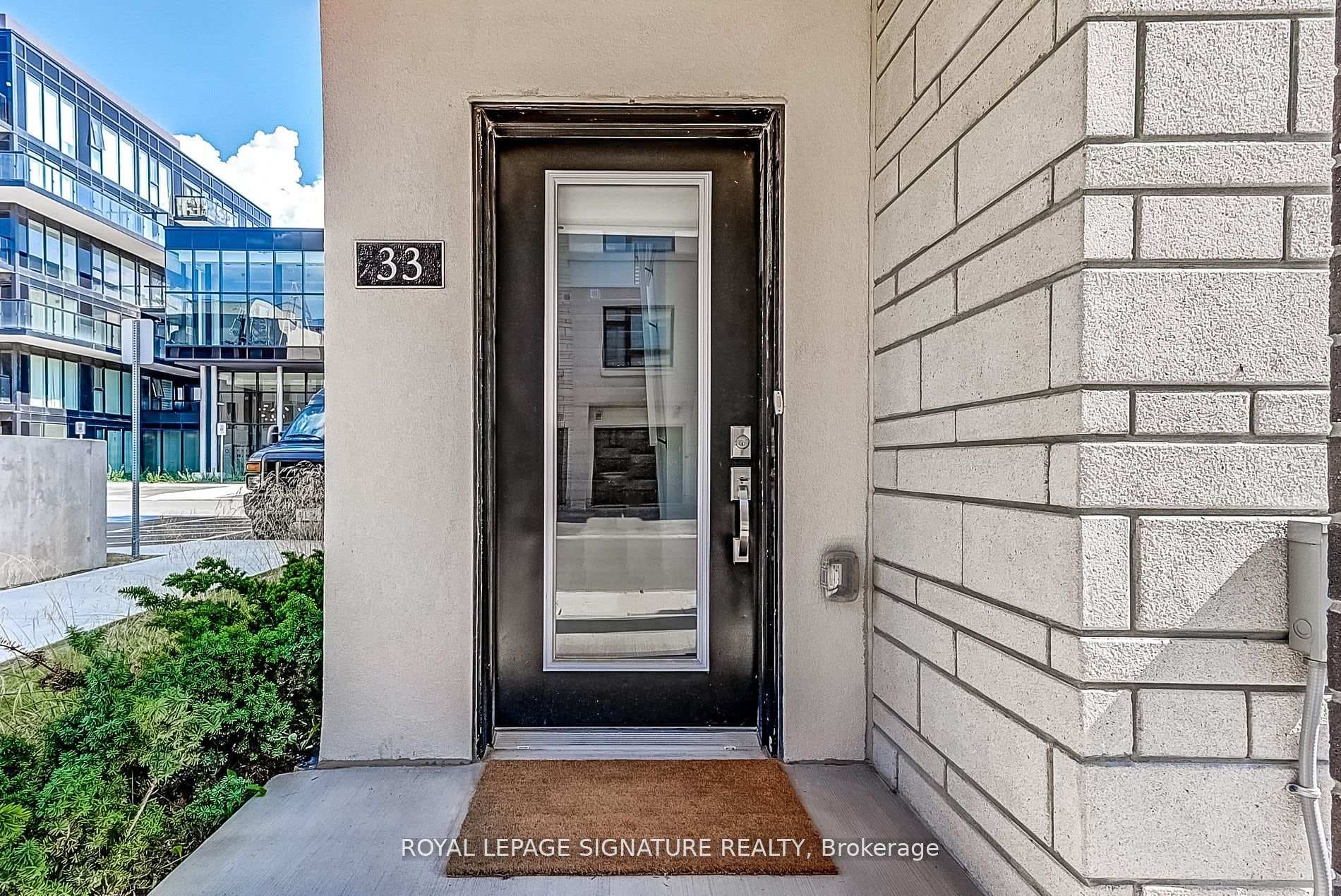 1095 Cooke Boulevard Unit 33 photo 4