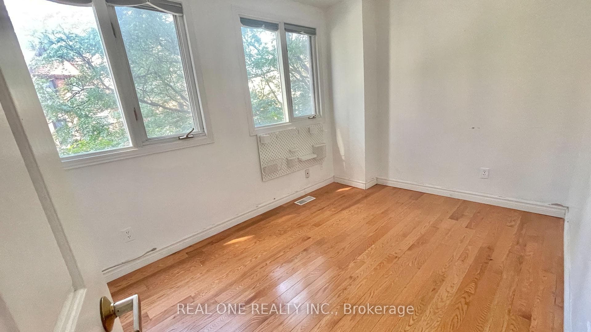 101 Mcgill Street Unit 2 photo 8