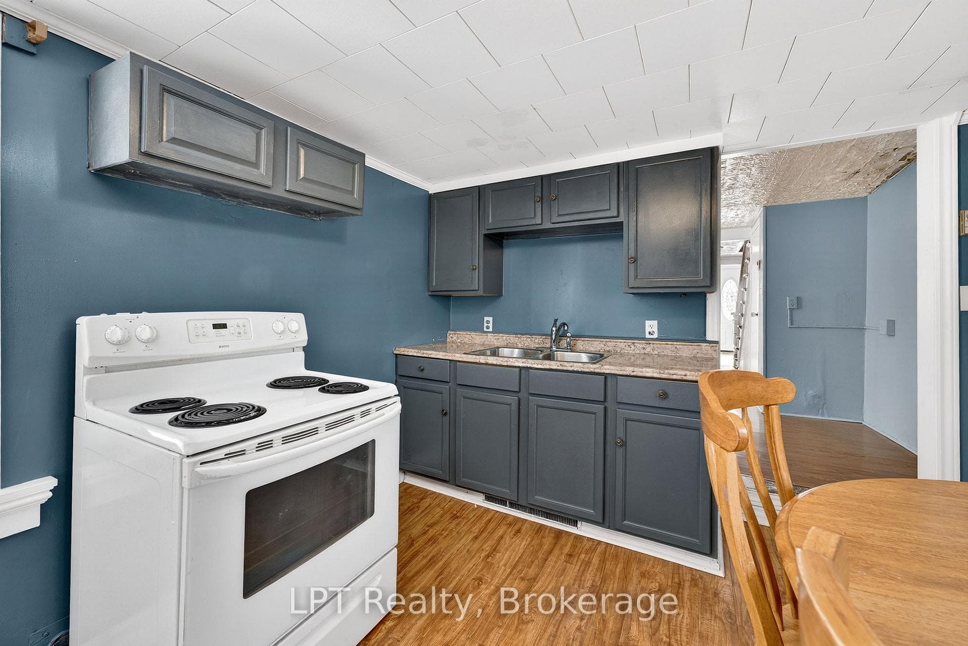 176 Garden Street photo 13