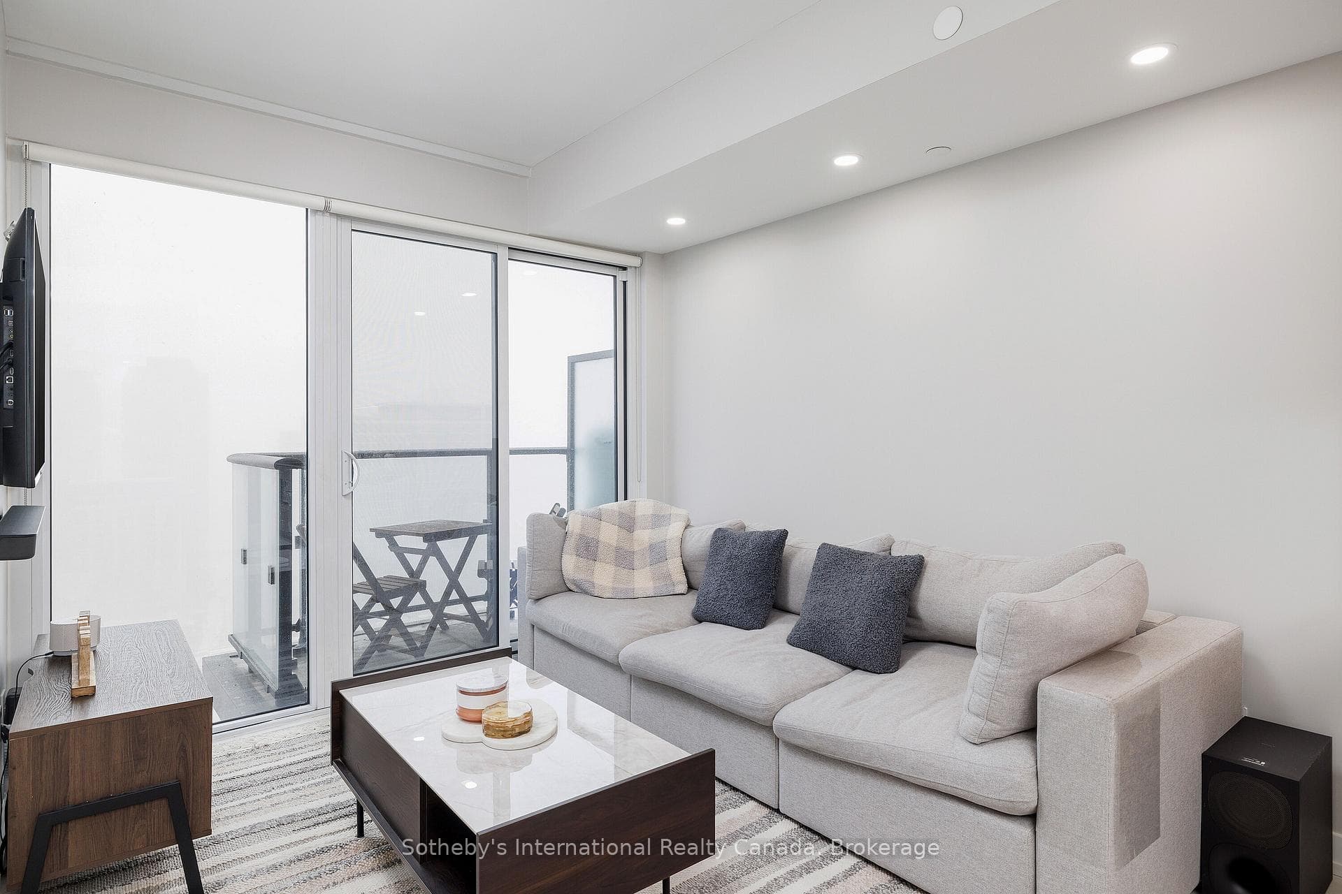 19 Western Battery Road Unit 2608 photo 16