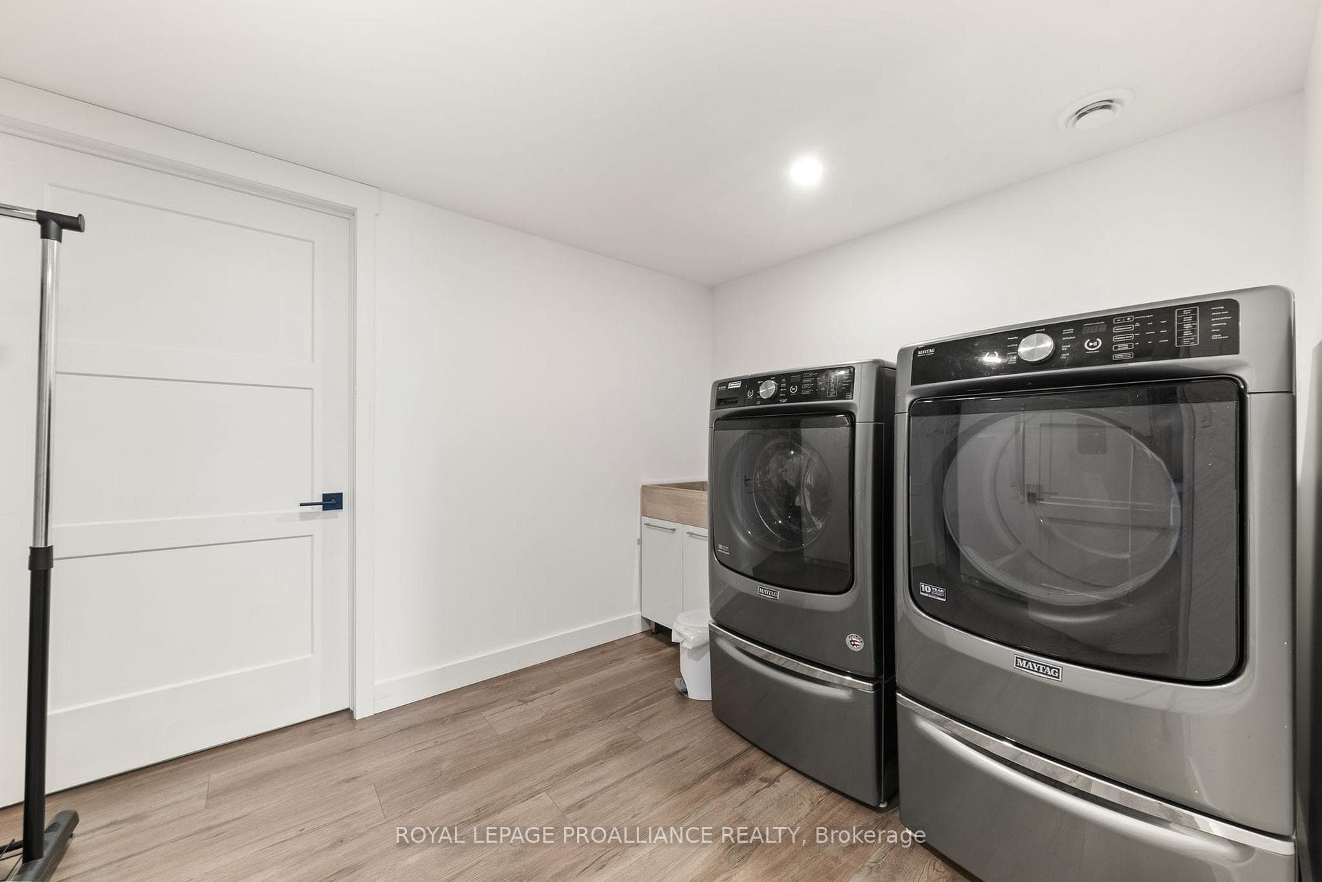 2303 HARMONY Road photo 29