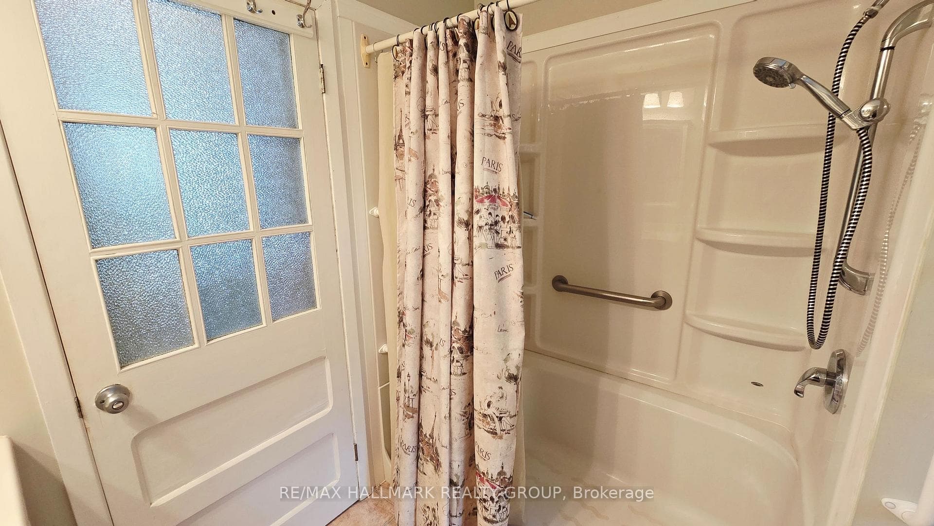 266 Baldwin Street photo 23