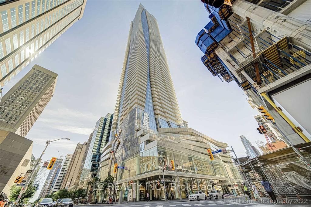 1 Bloor Street Unit 1506 photo 1