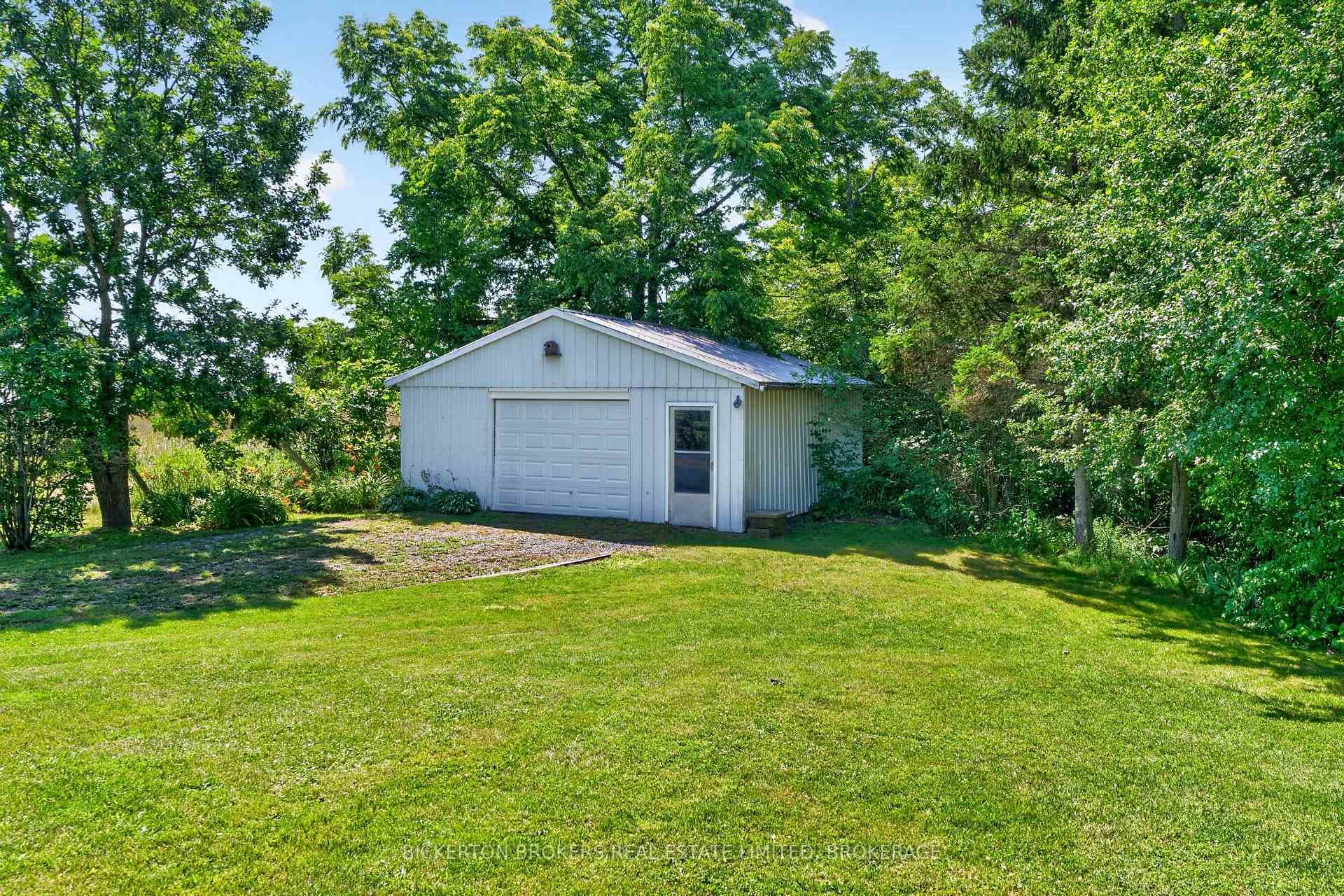 154 Eden Grove Road photo 11