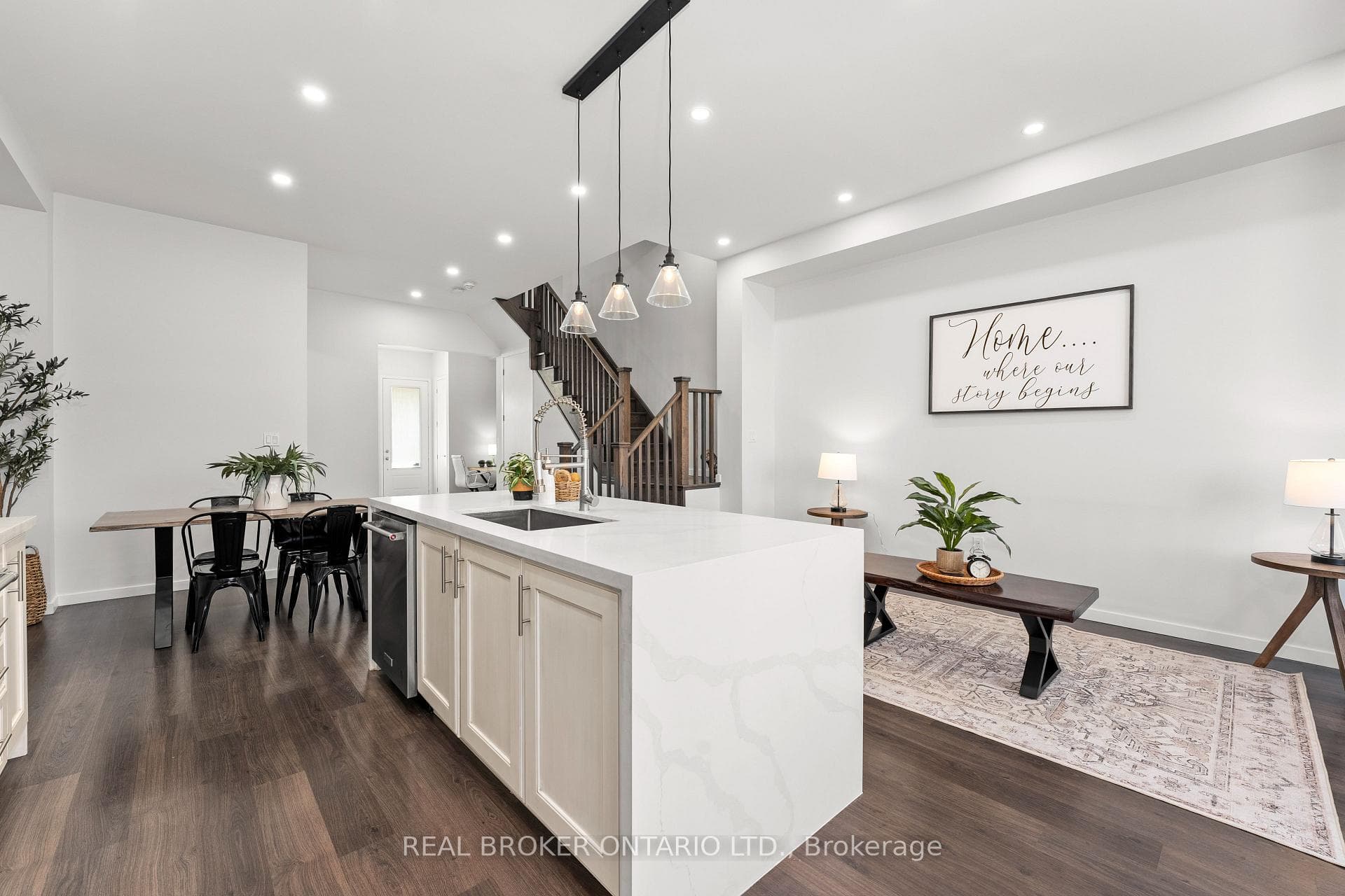 1230 Wellington Street photo 8