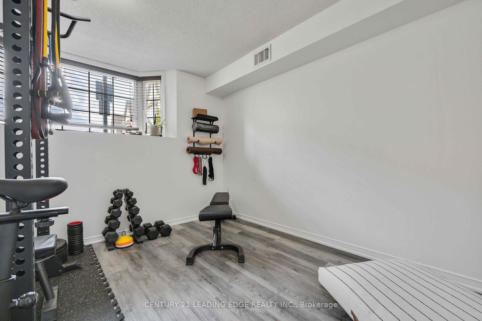 106 PETRA Way Unit 1 photo 32