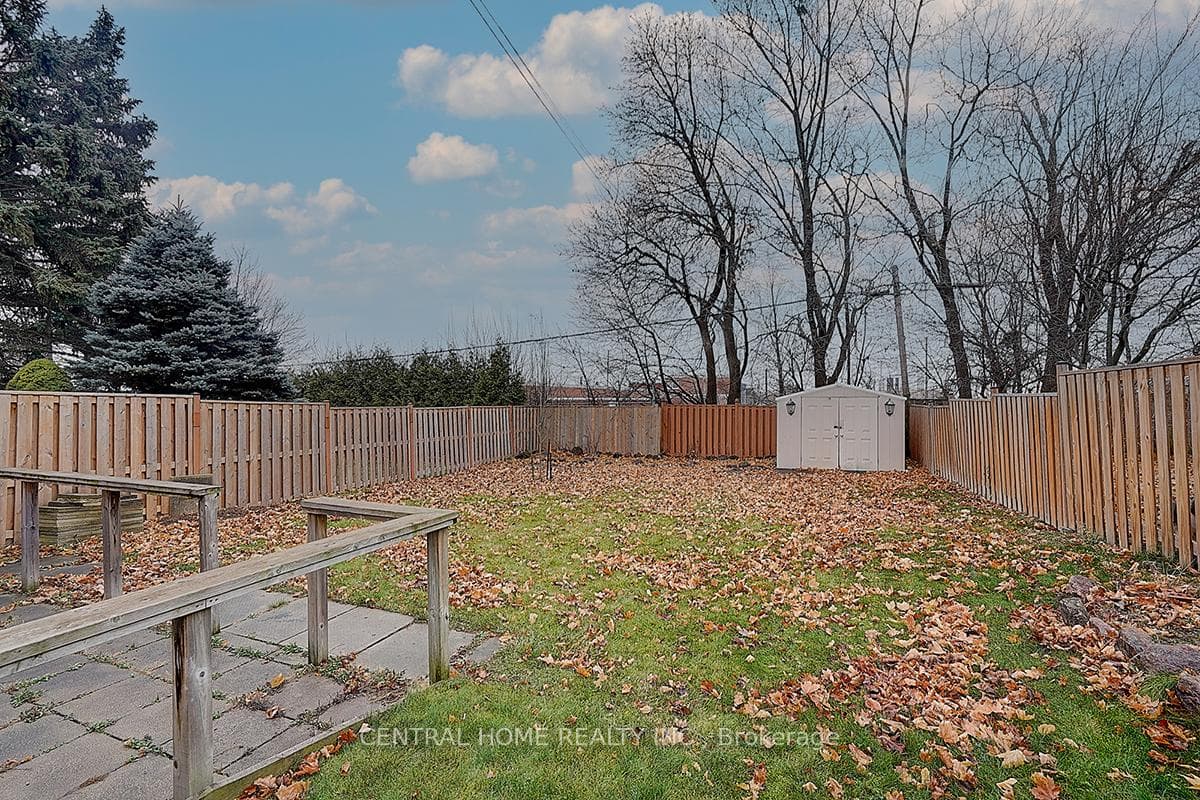 50 Sherwood Forest Drive Unit Lower photo 20