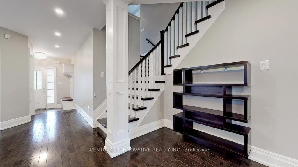1091 Laurier Avenue photo 17