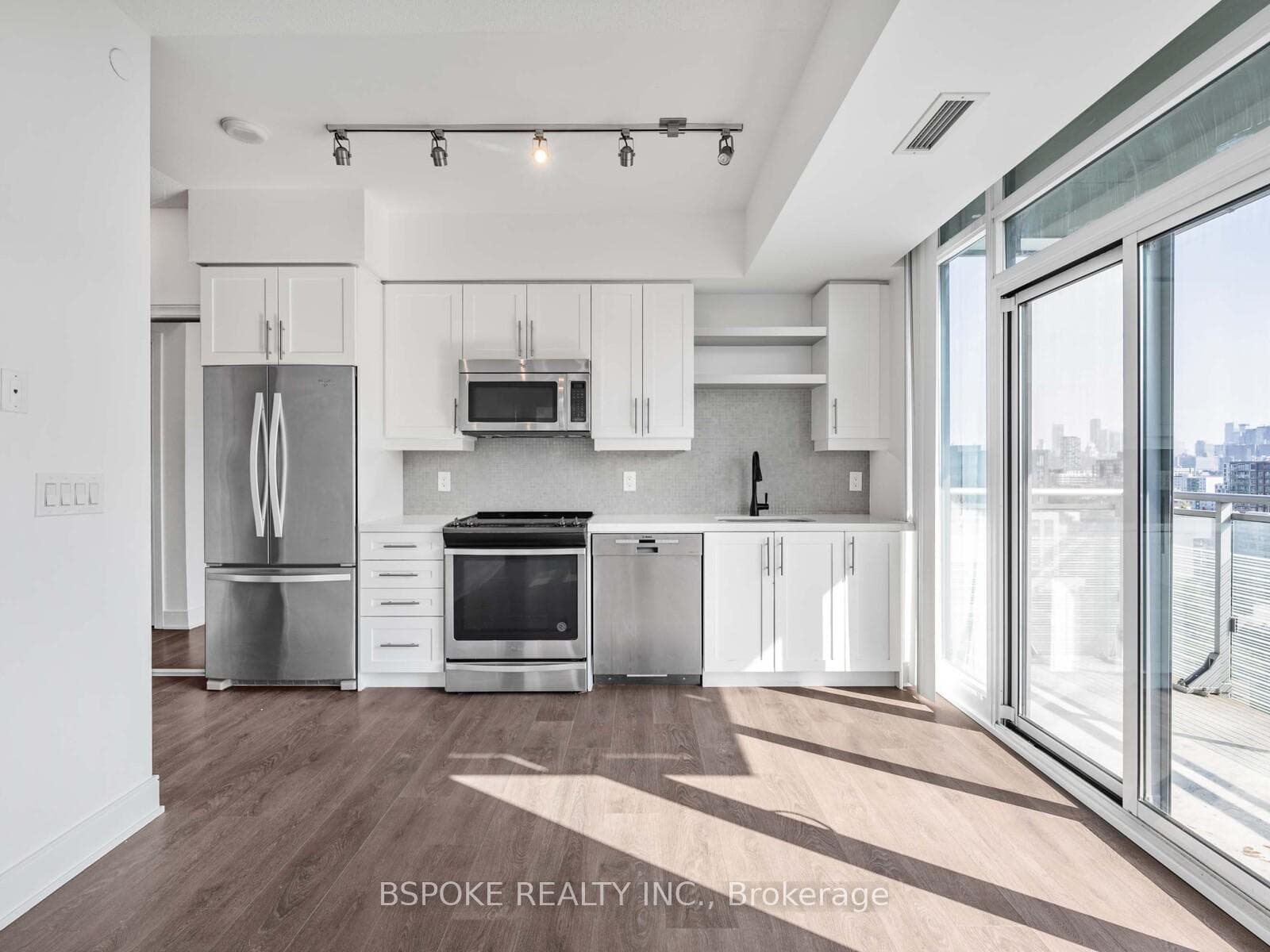 525 Adelaide Street Unit Lph25 photo 3