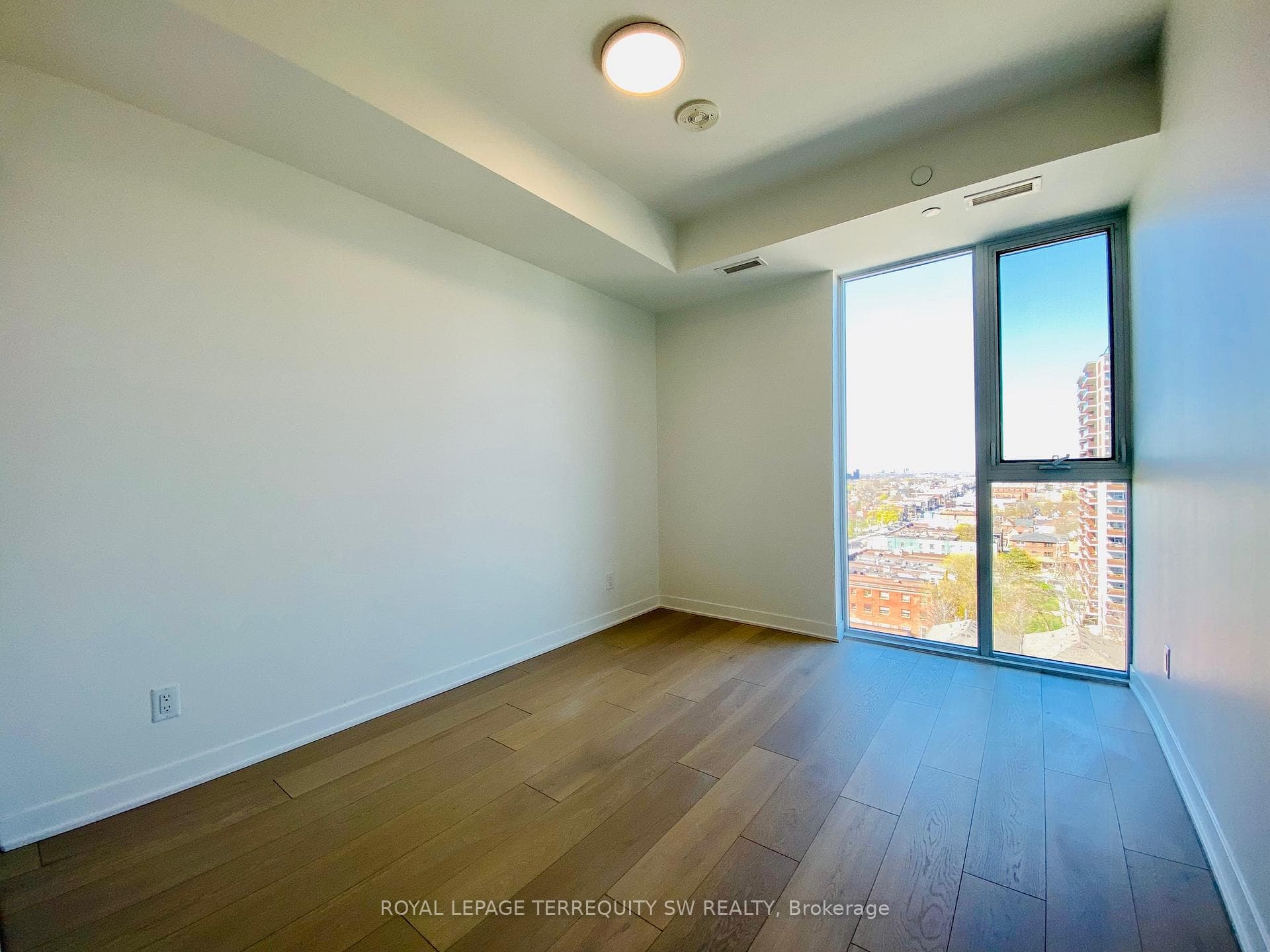 185 Alberta Avenue Unit 1201 photo 12