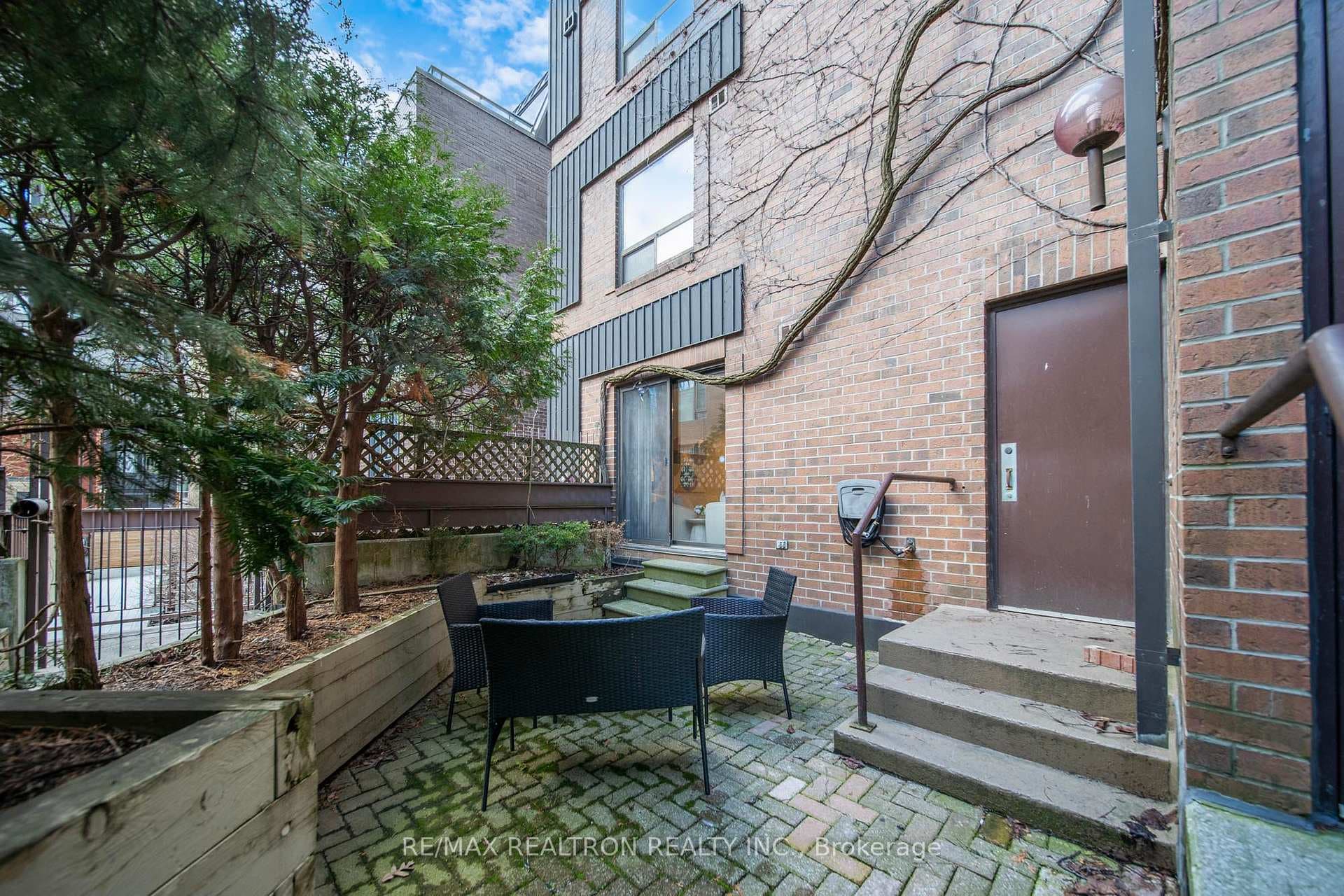 19 Dundonald Street Unit 204 photo 26