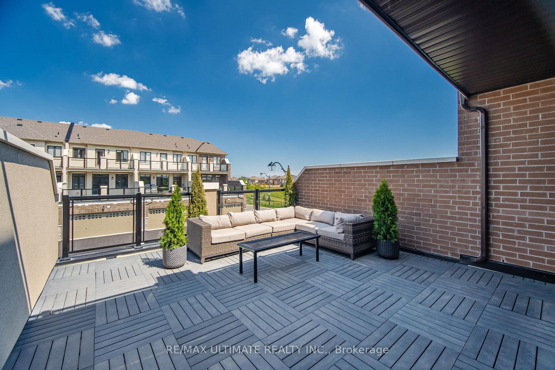 299 Inspire Boulevard photo 21