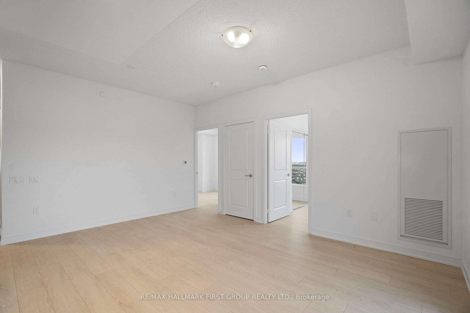 8 Nahani Way Unit 2501 photo 8