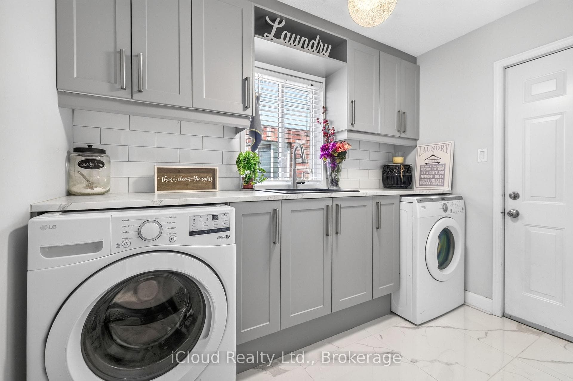 19 Crusoe Place photo 11