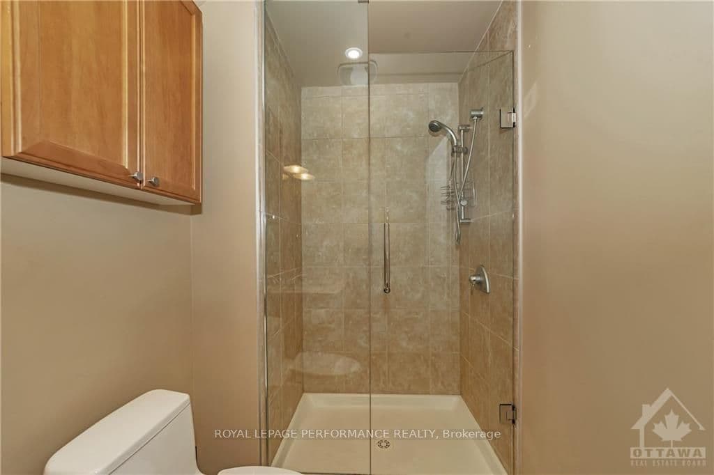 172 GOLFLINKS Drive photo 23