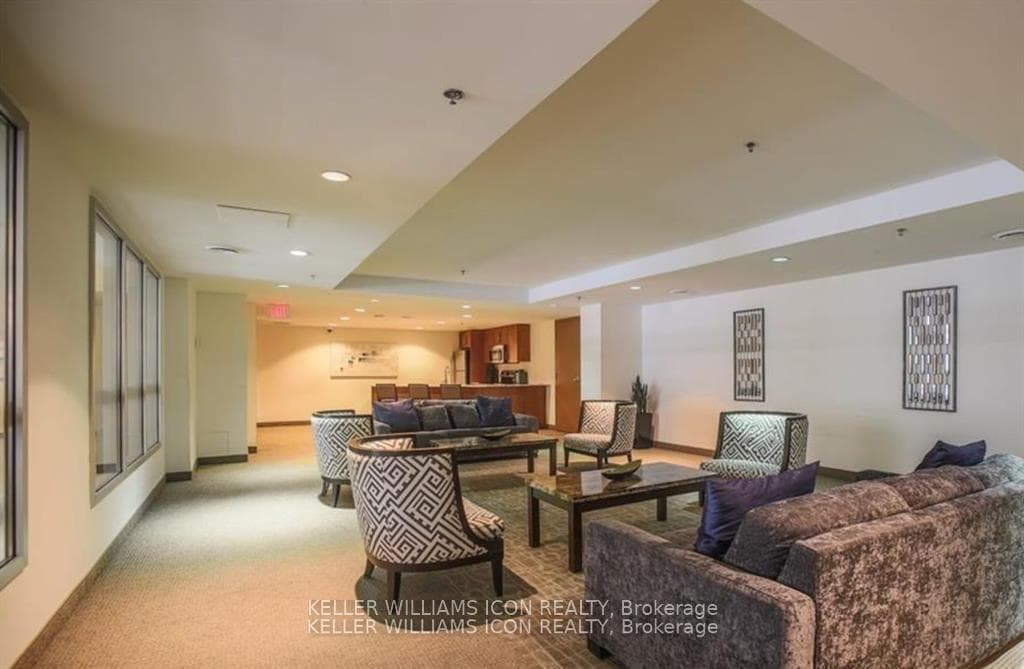 195 Besserer Street Unit 301 photo 28