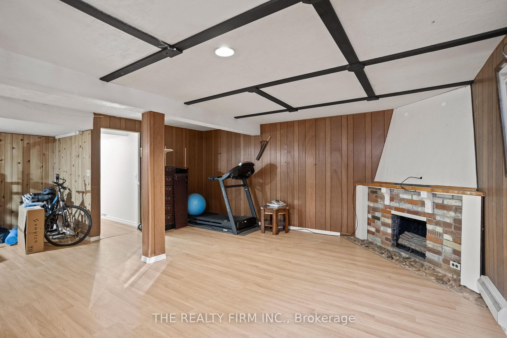 681 Ladybrook Crescent photo 26