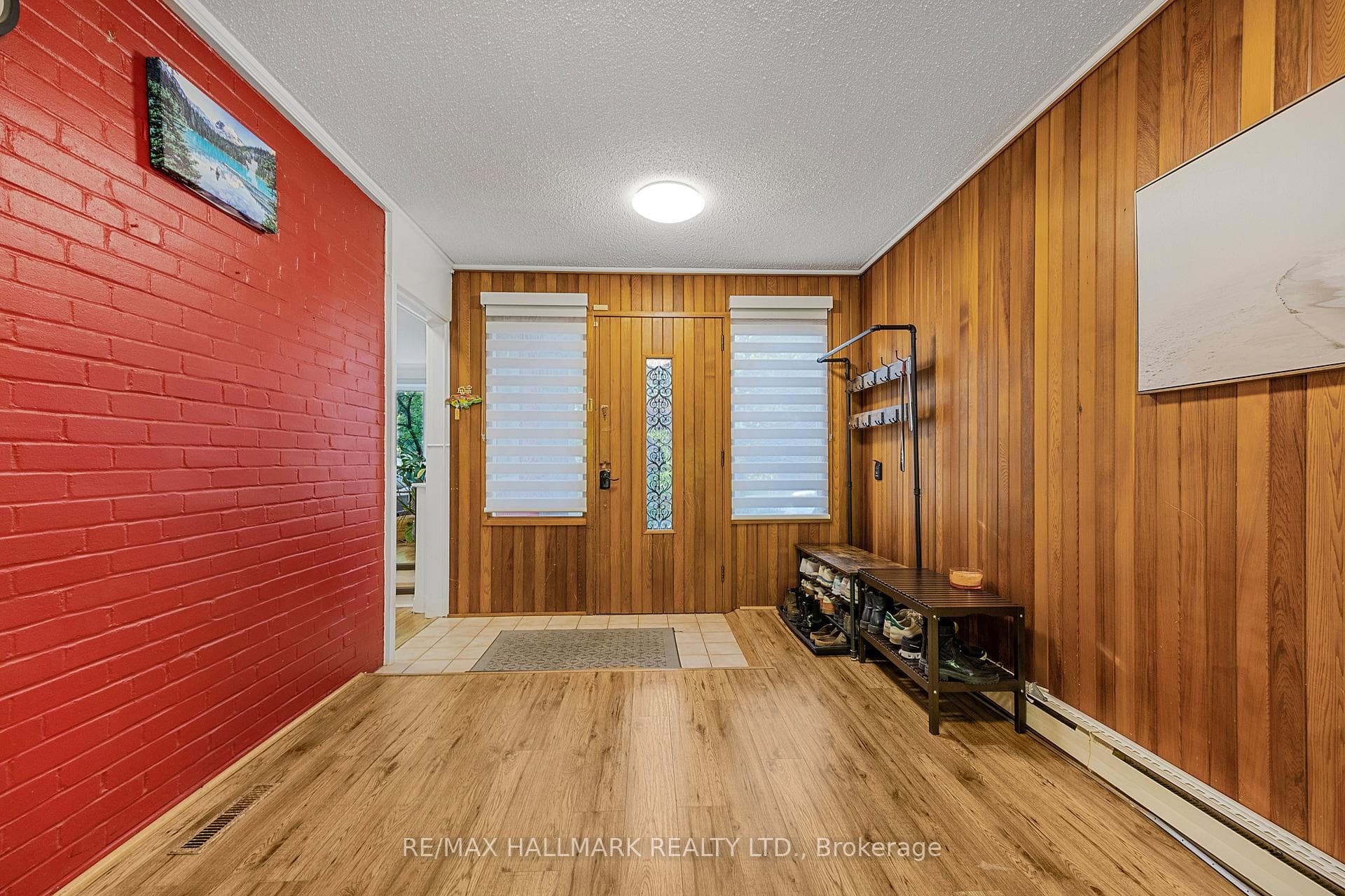 80 Berkinshaw Crescent photo 4
