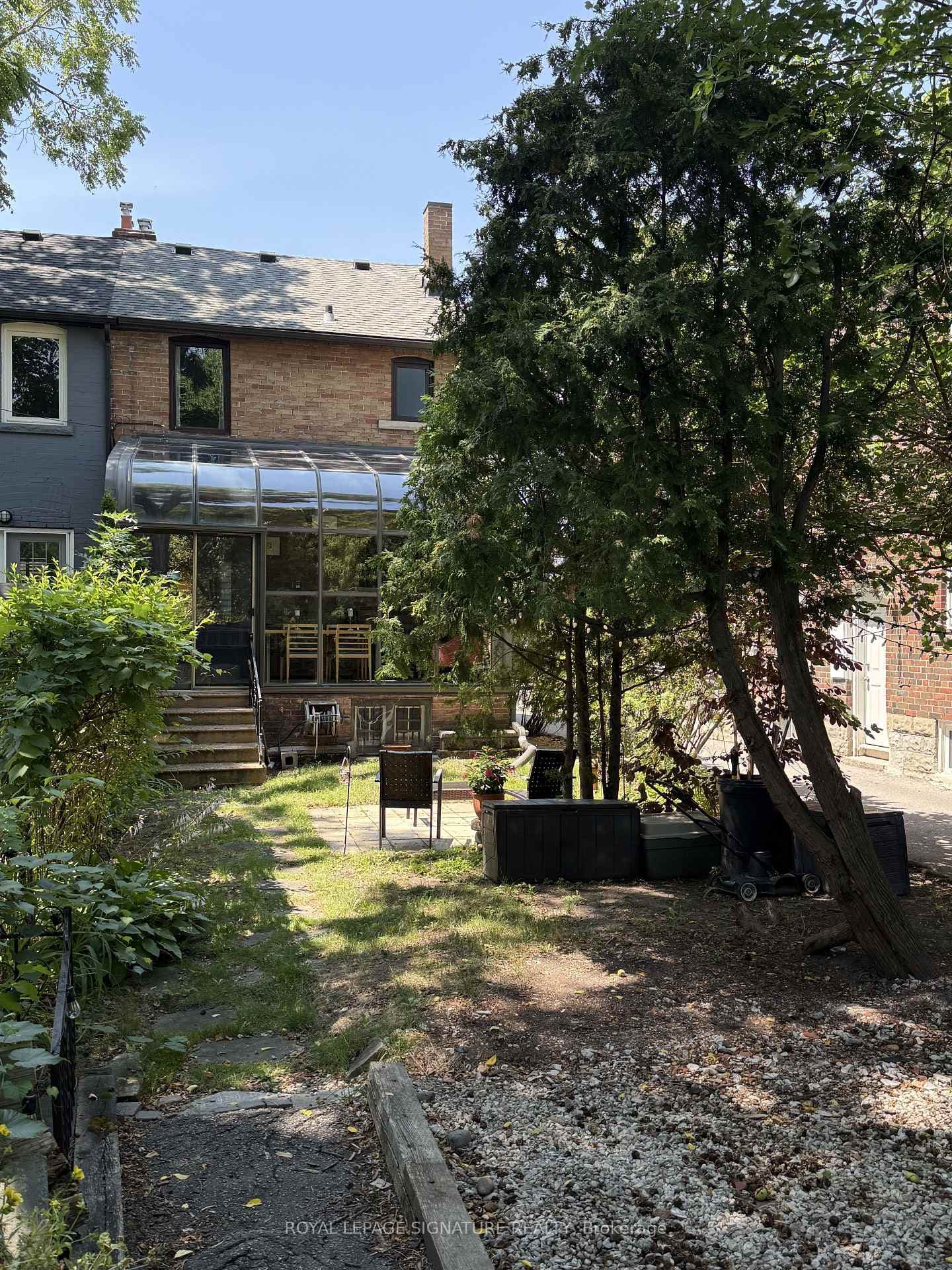 1089 Mt Pleasant Road photo 24