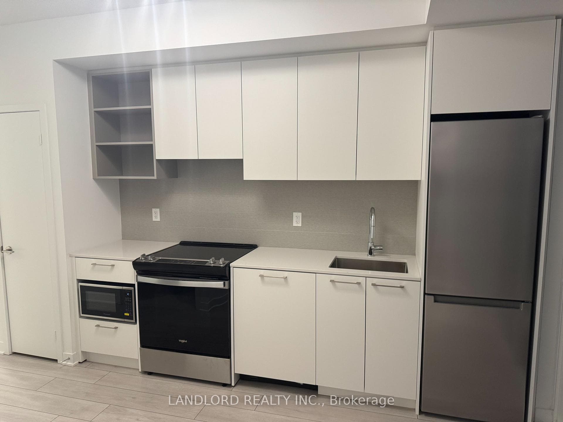 260 Malta Avenue Unit 2004 photo 4