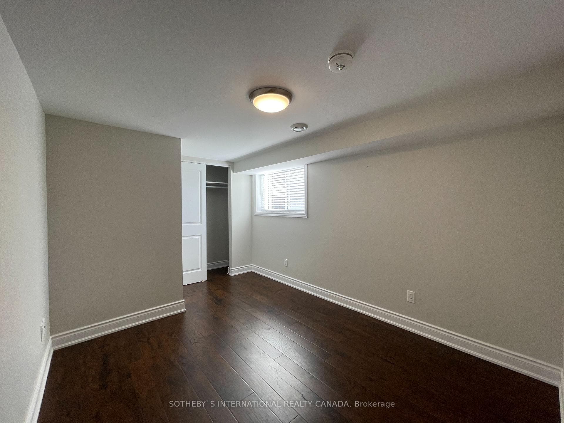 305 Waverly Street Unit Lower photo 6