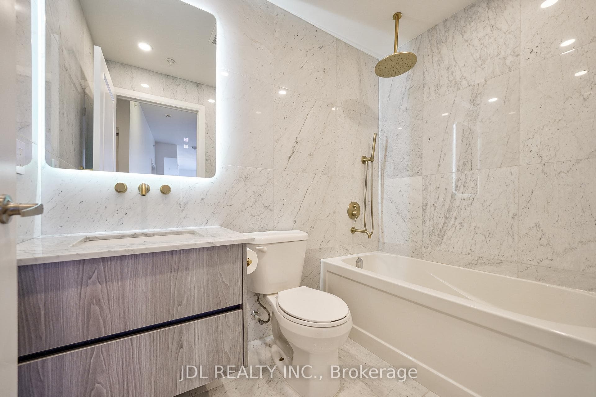 7 Kenaston Gardens Unit 217 photo 16