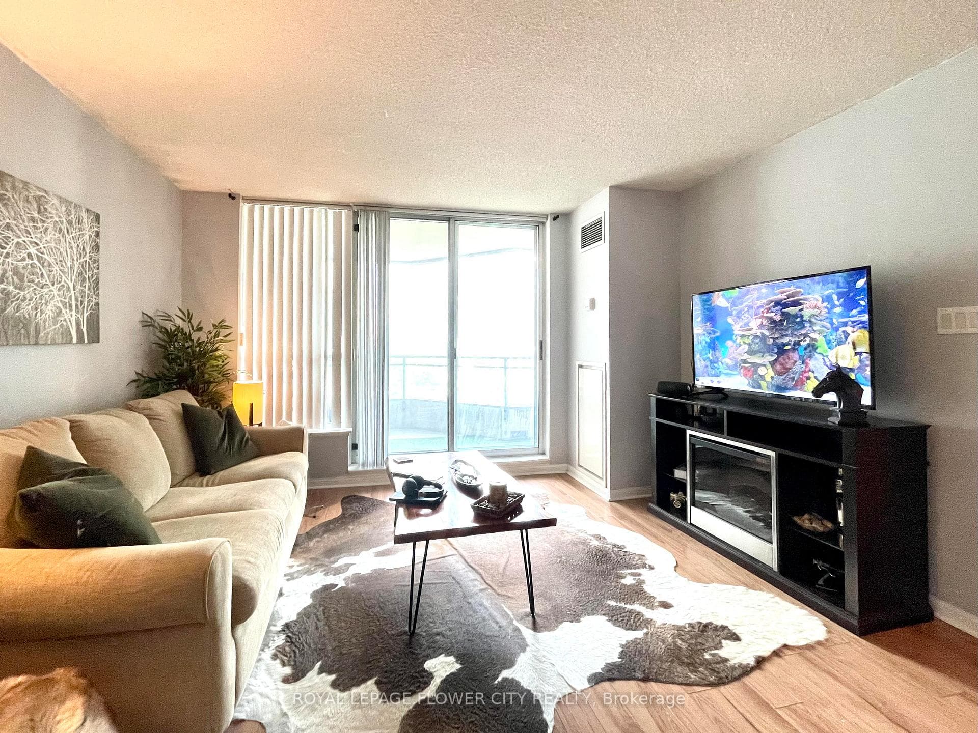 228 Queens Quay Unit 801 photo 14