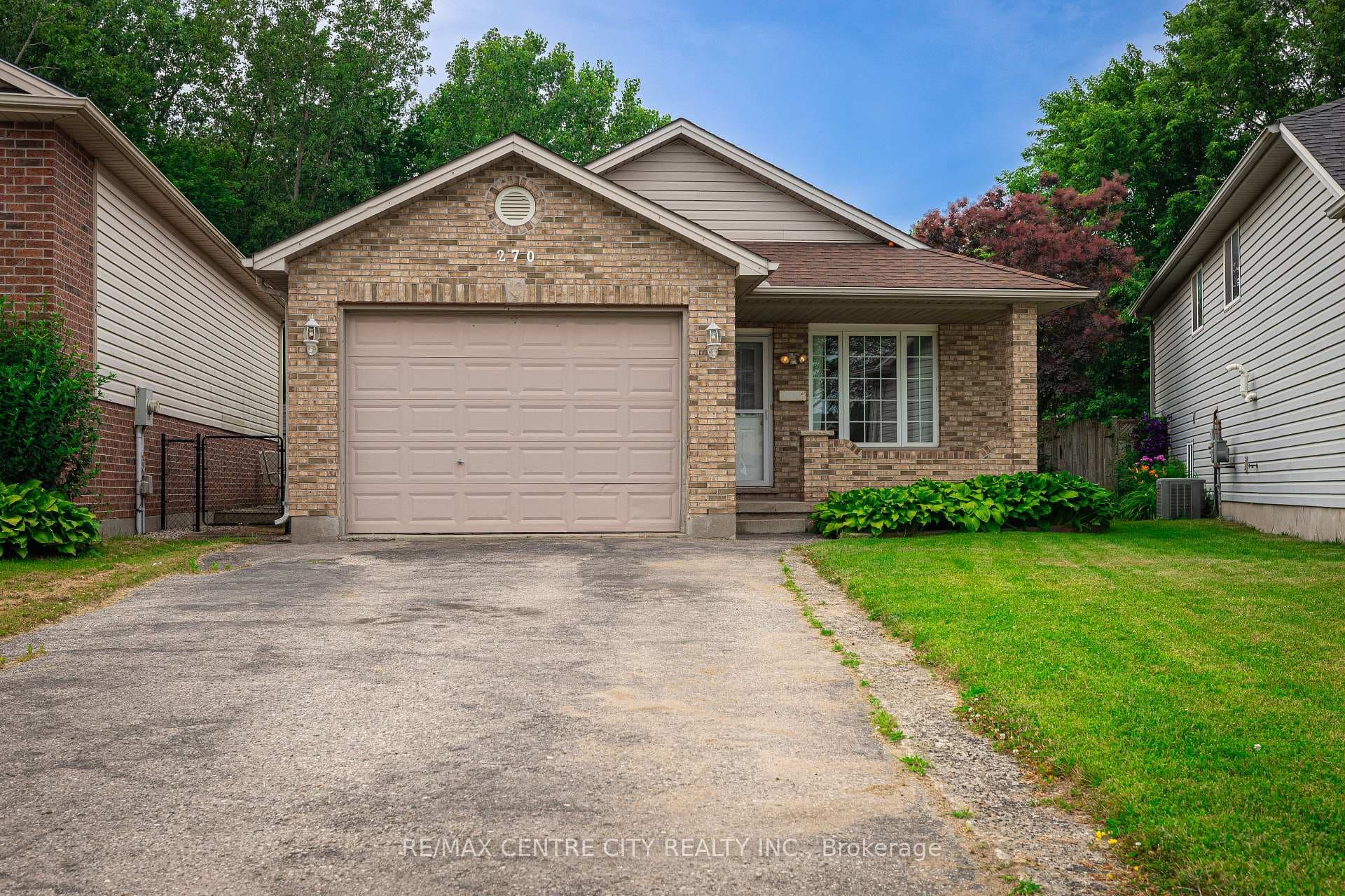 270 Exmouth Circle photo 1