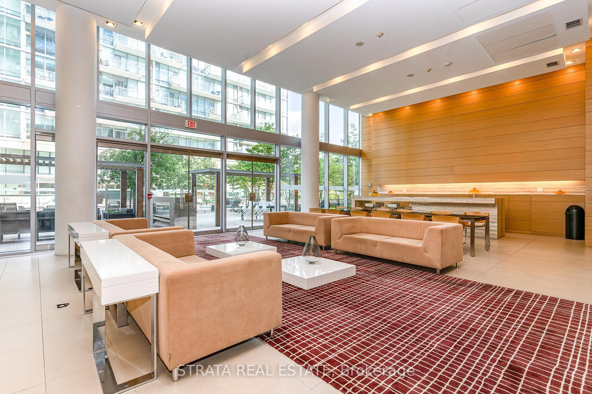 29 Queens Quay Unit 728 photo 20