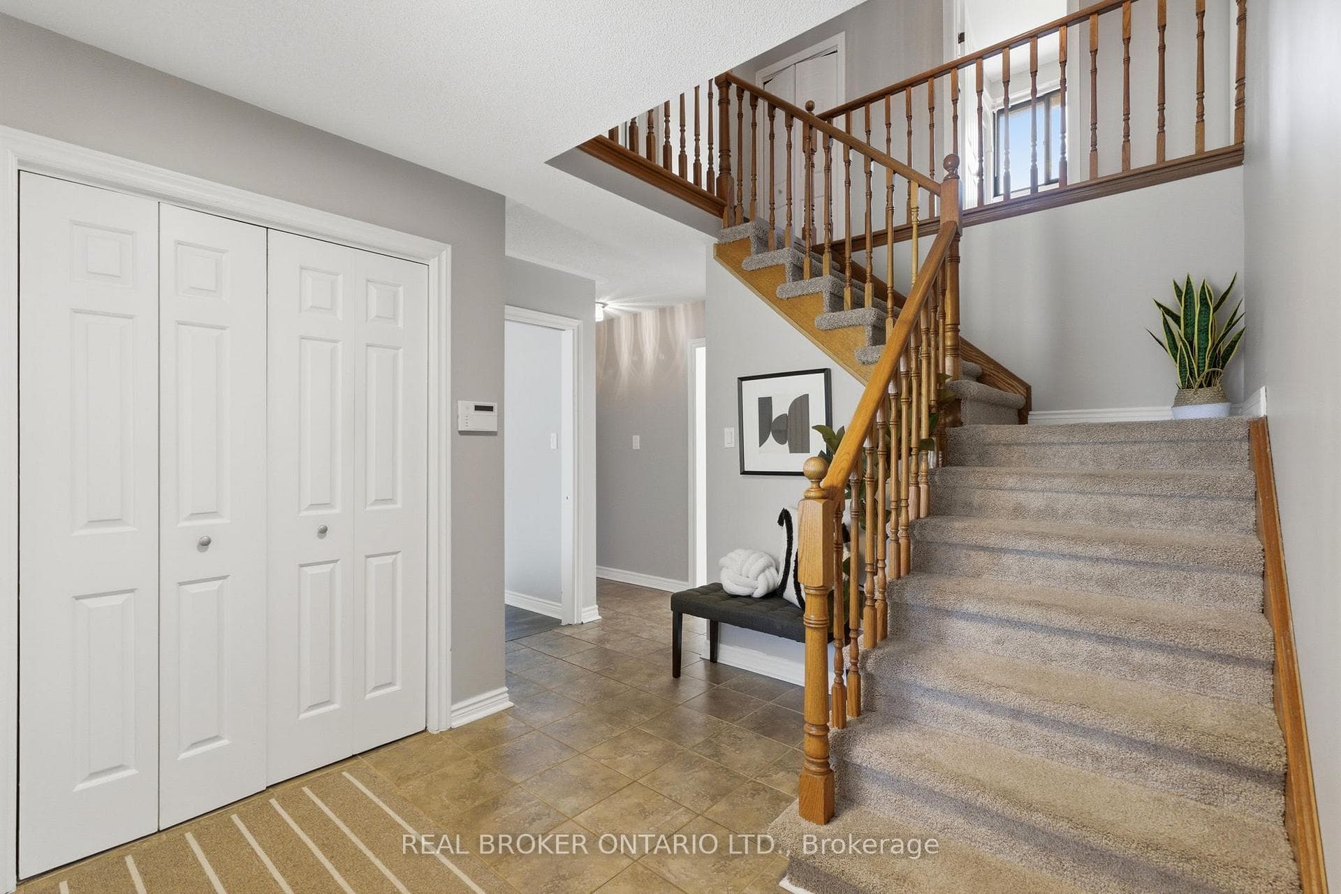 9717 Dickenson Road photo 8
