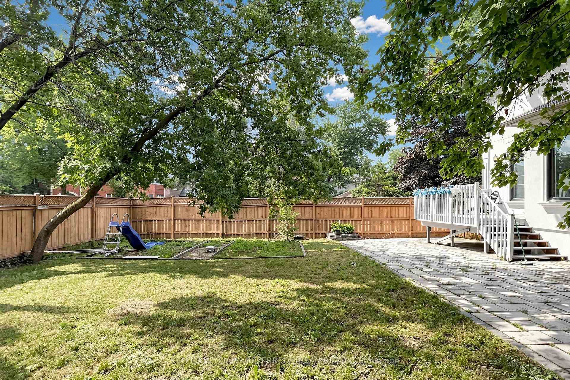 290 Empress Avenue photo 30