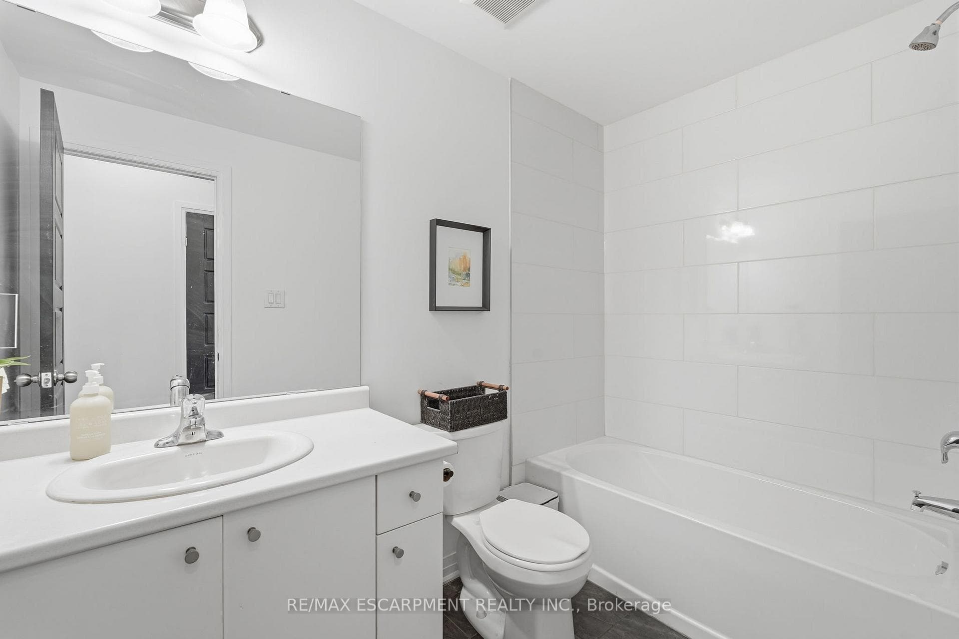 12 Blanshard Street Unit 104 photo 15