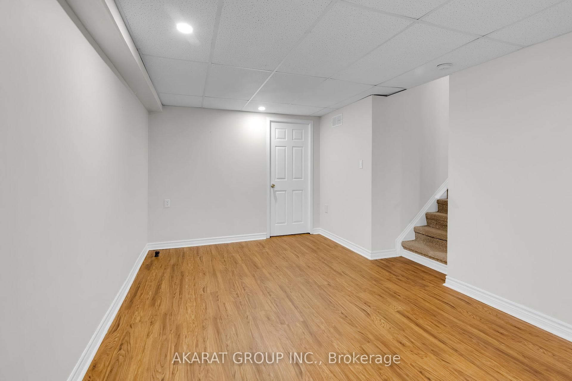 75 Gatwick Drive photo 34