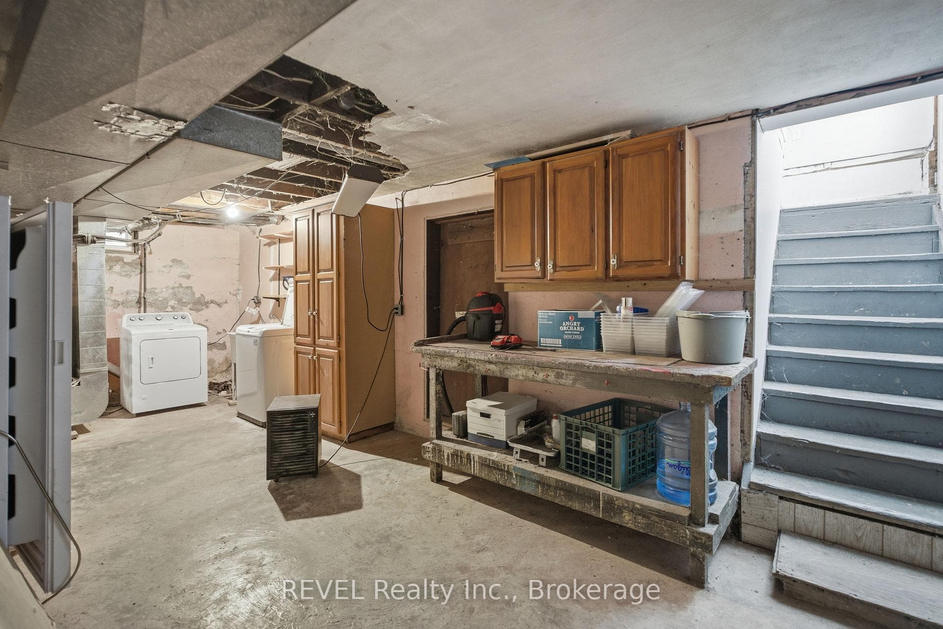 1176 Haist Street photo 23