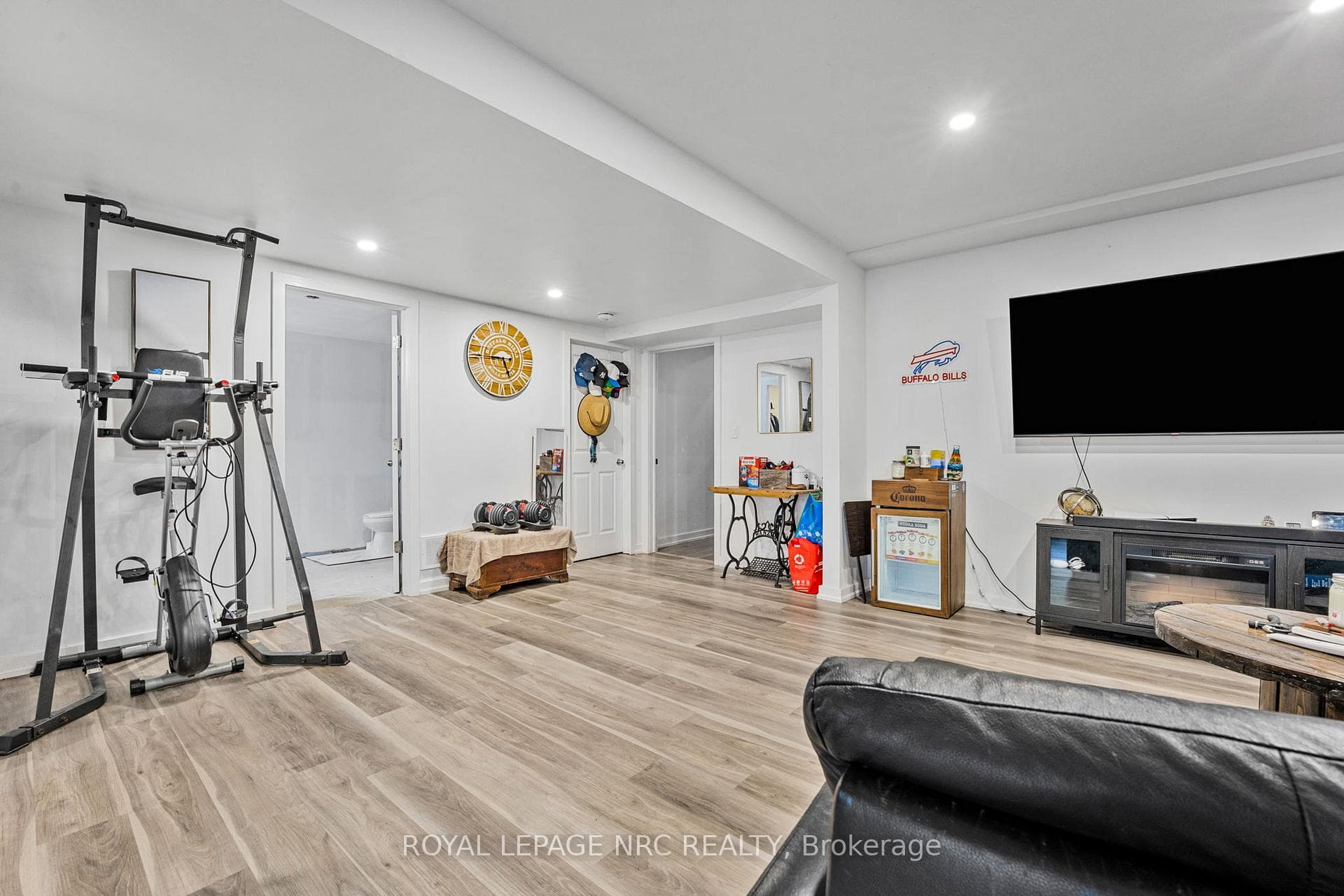 3604 Hibbard Street photo 32