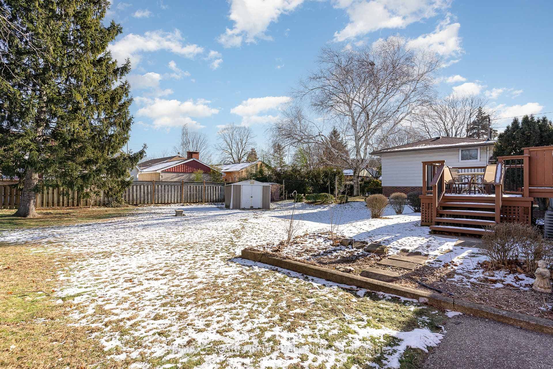 69 Lower Horning Road photo 33