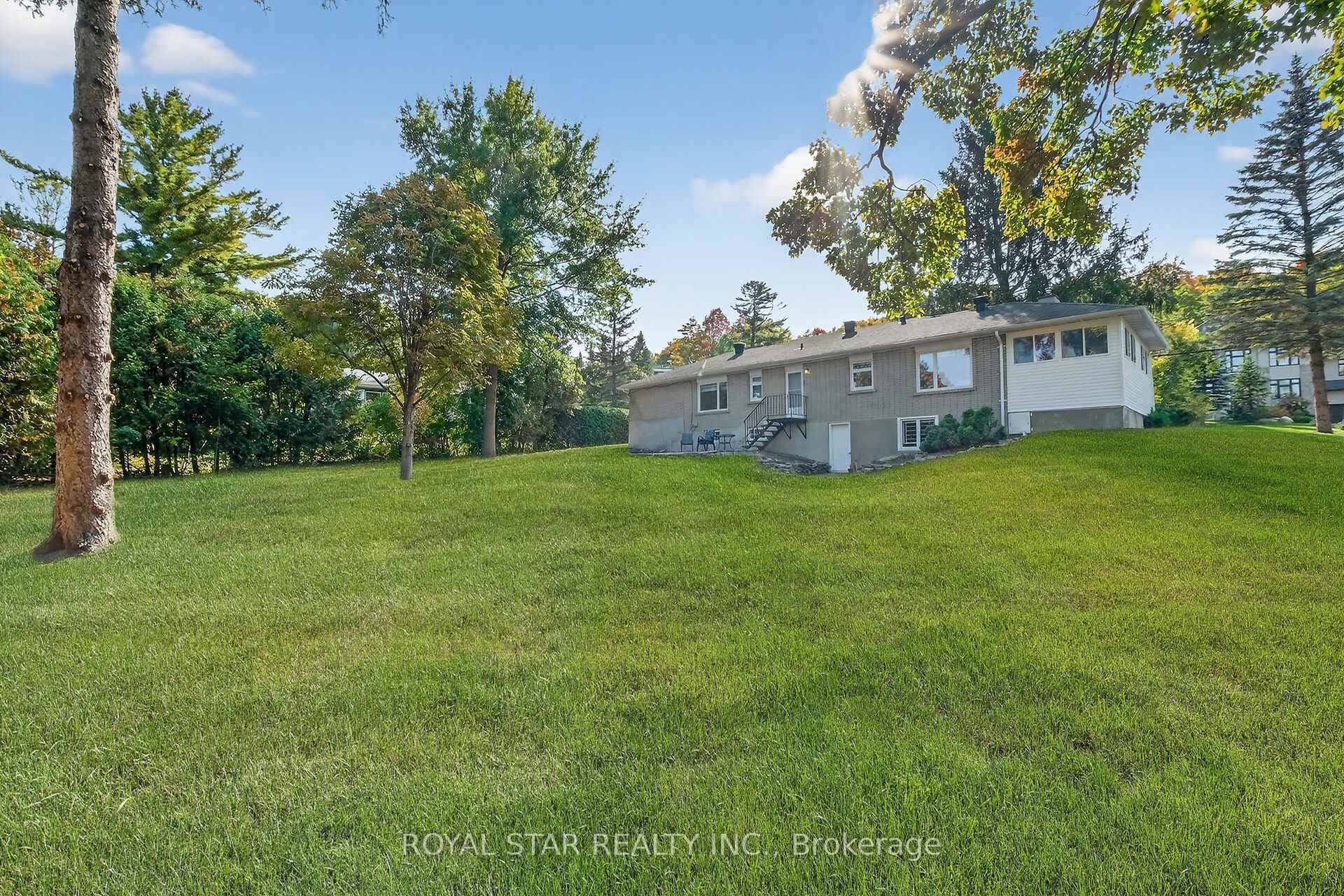 10 Delong Drive photo 39