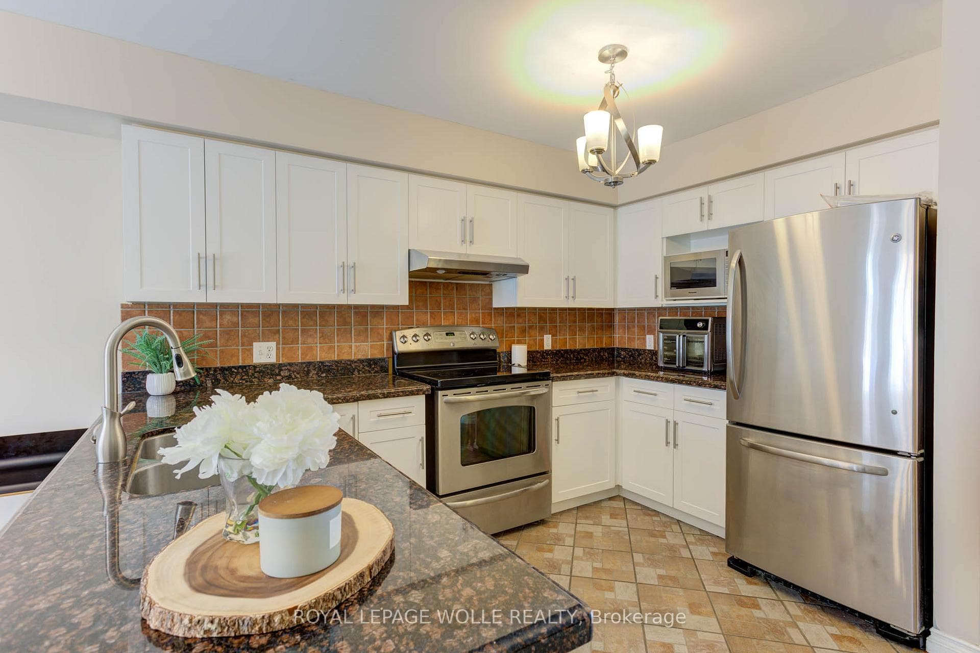 199 Saginaw Parkway Unit 22 photo 16