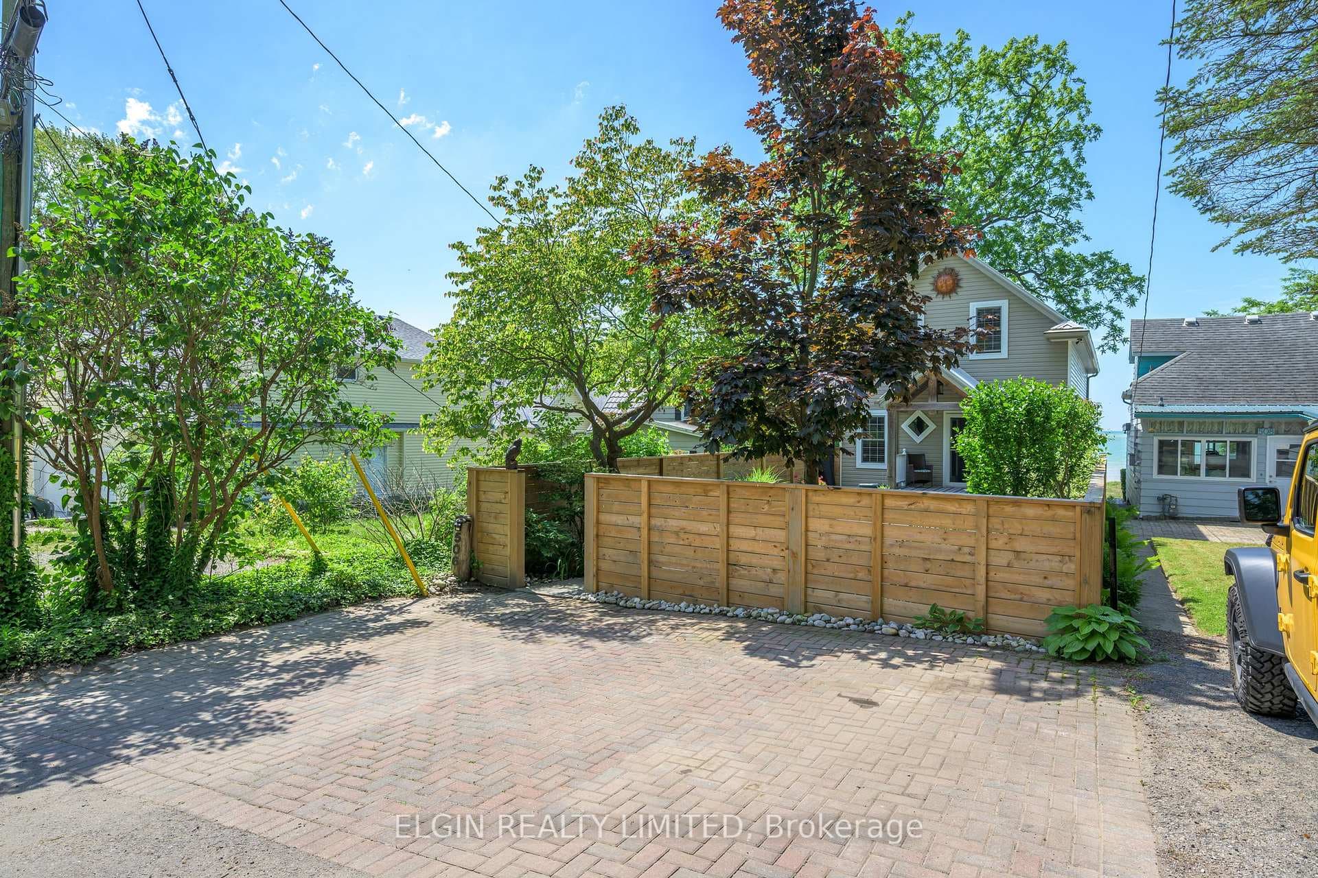 506 Lower Spring Street photo 3