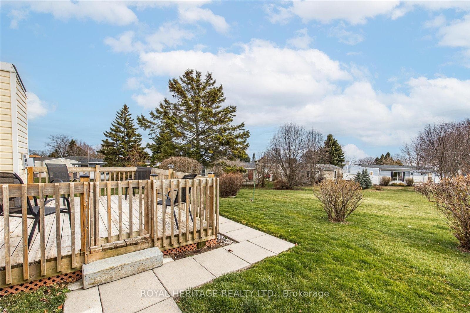 11 Cabot Court photo 22
