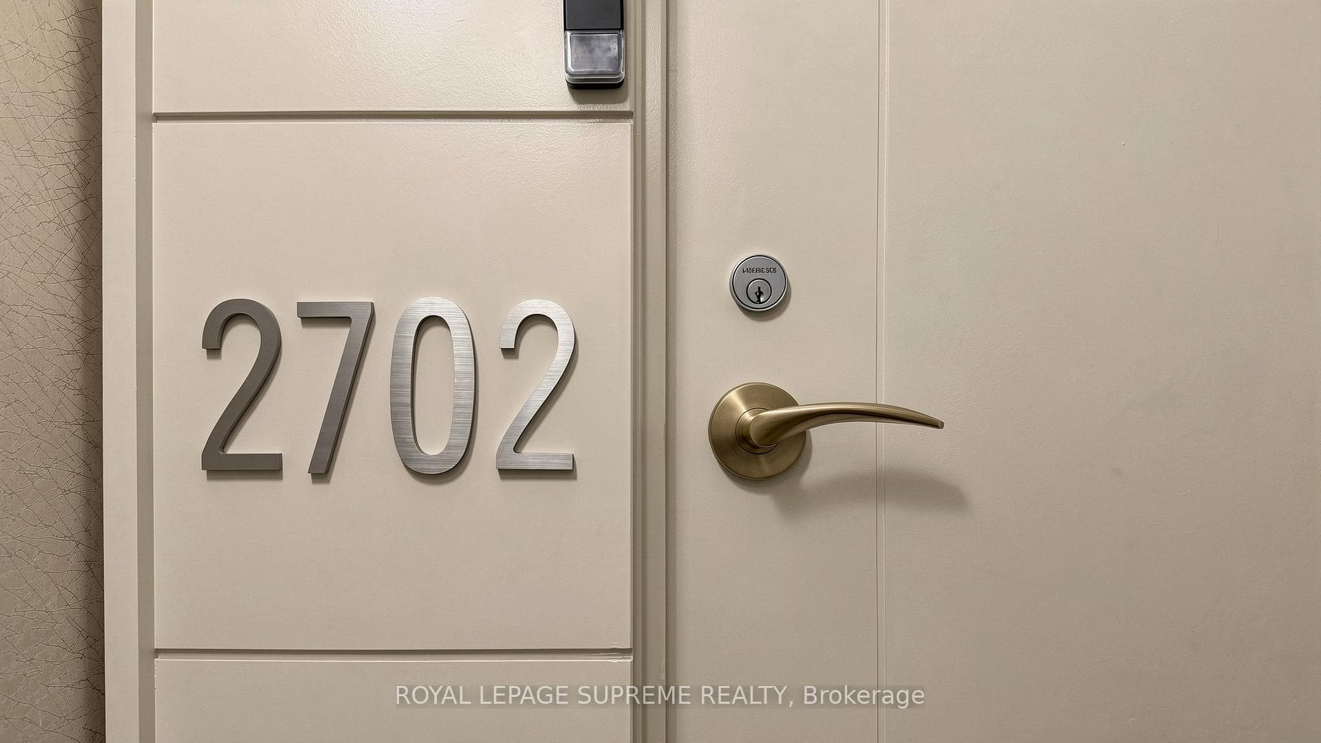 830 Lawrence Avenue Unit 2702 photo 2