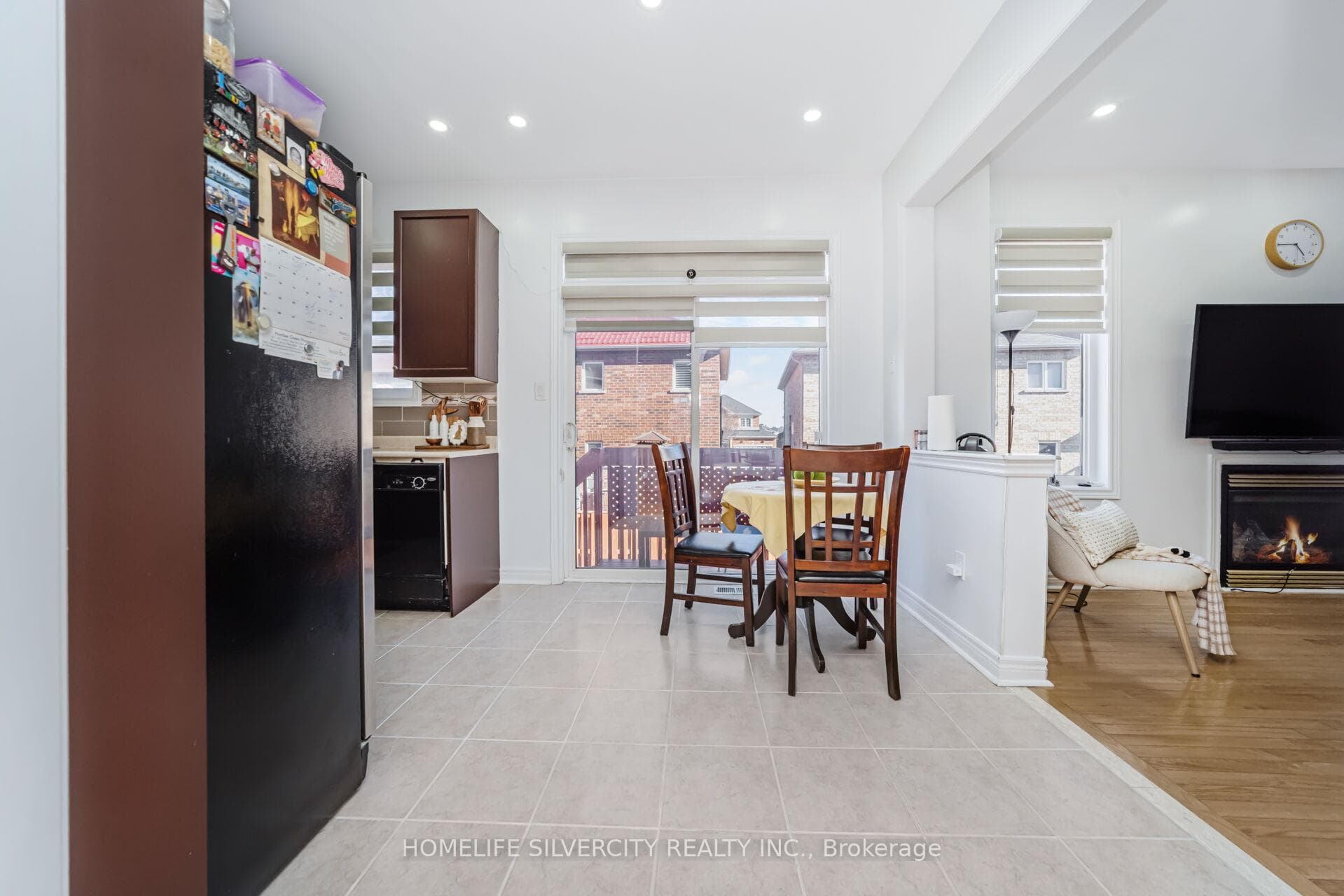 18 Finlayson Crescent photo 9