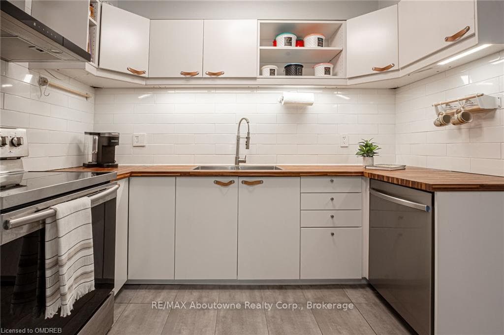4199 LONGMOOR Drive Unit 3 photo 6