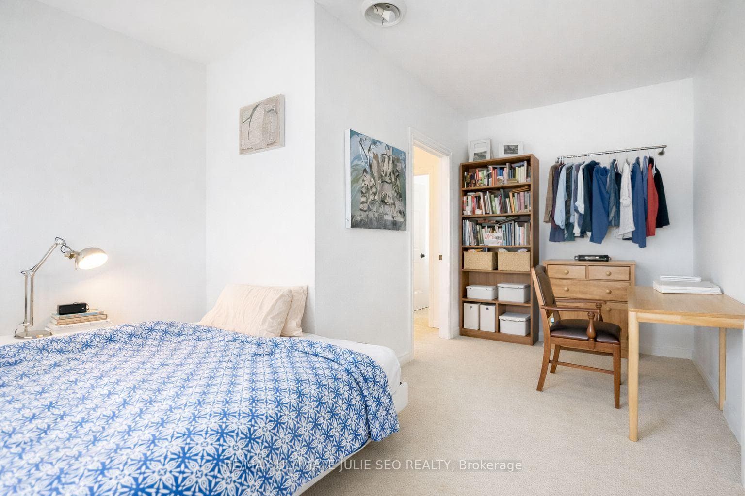 1206 Ossington Avenue photo 4
